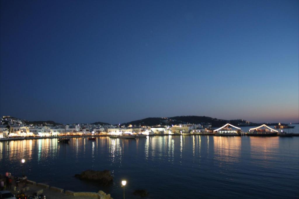 Starlight Luxury Studios Mykonos Town Esterno foto